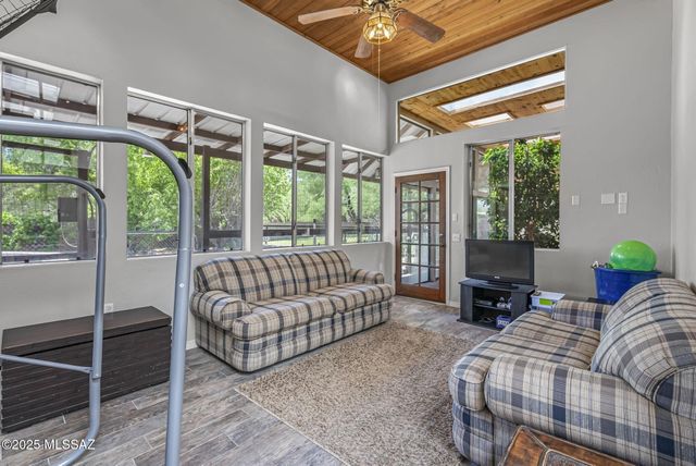 15 Calle Cielito, Tubac, AZ 85646