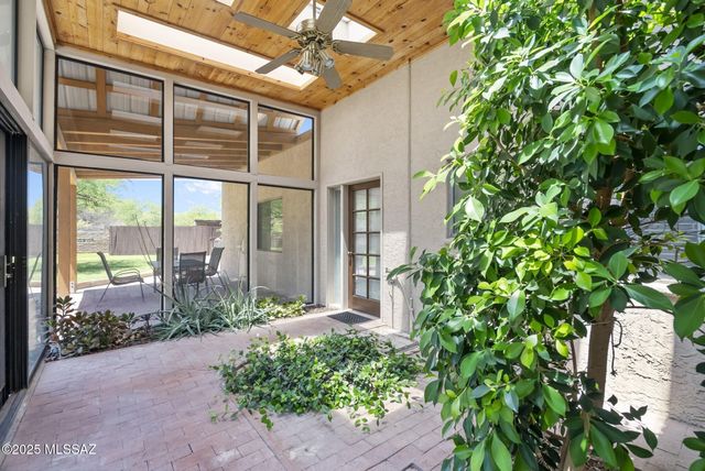 15 Calle Cielito, Tubac, AZ 85646