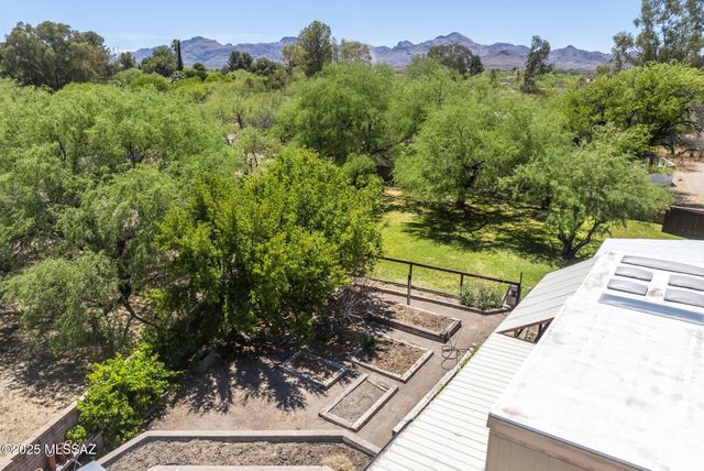 15 Calle Cielito, Tubac, AZ 85646