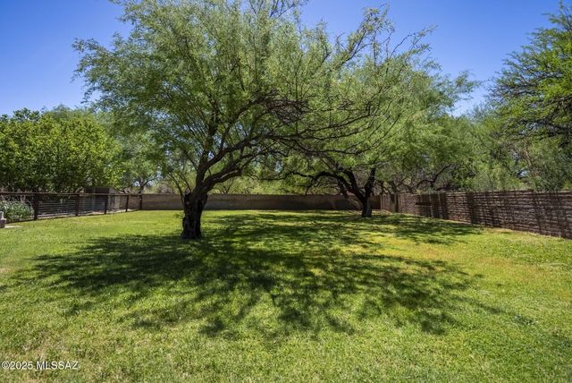 15 Calle Cielito, Tubac, AZ 85646