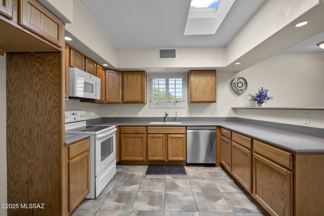 15 Calle Cielito, Tubac, AZ 85646