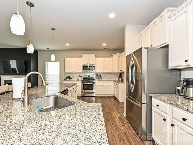 7677 Tanglewood Way, Denver, NC 28037