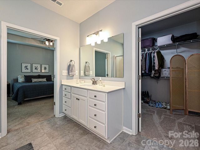 7677 Tanglewood Way, Denver, NC 28037