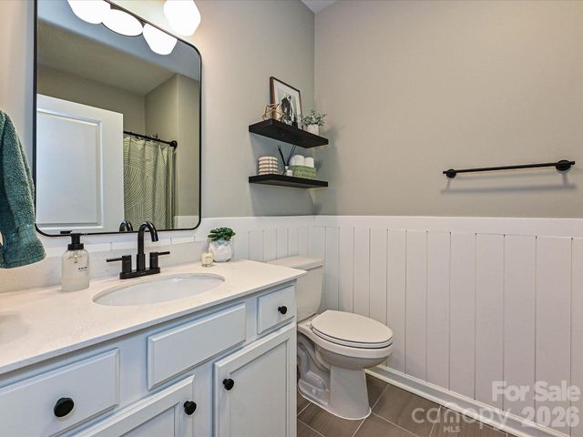 7677 Tanglewood Way, Denver, NC 28037