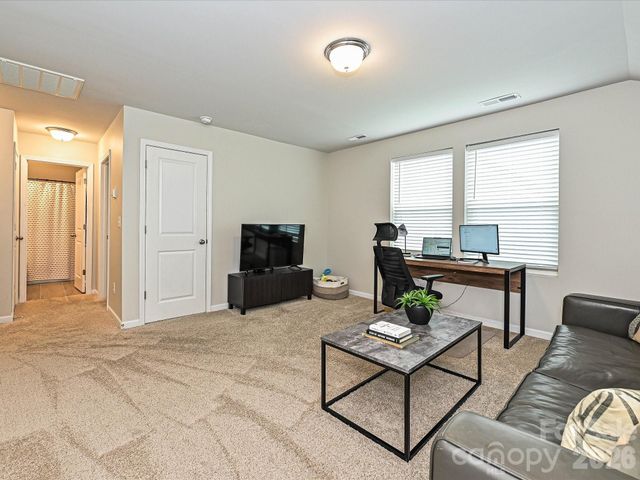 7677 Tanglewood Way, Denver, NC 28037