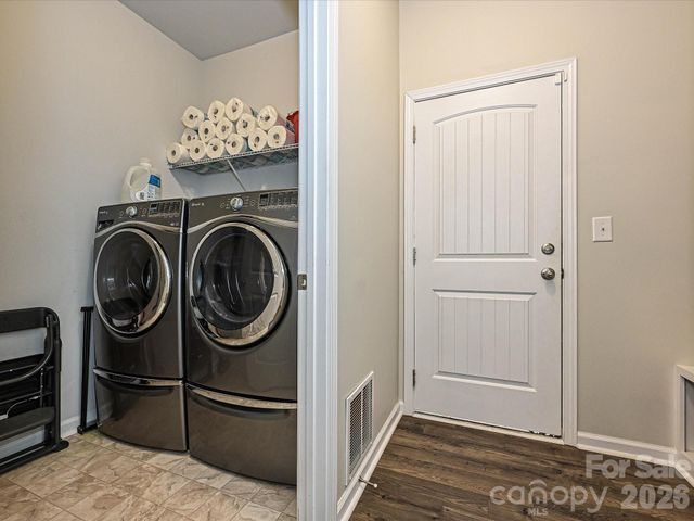 7677 Tanglewood Way, Denver, NC 28037