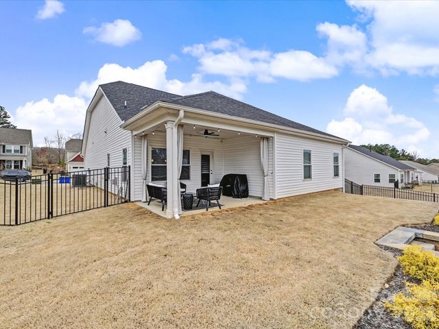 7677 Tanglewood Way, Denver, NC 28037