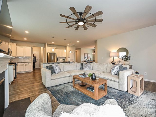 7677 Tanglewood Way, Denver, NC 28037