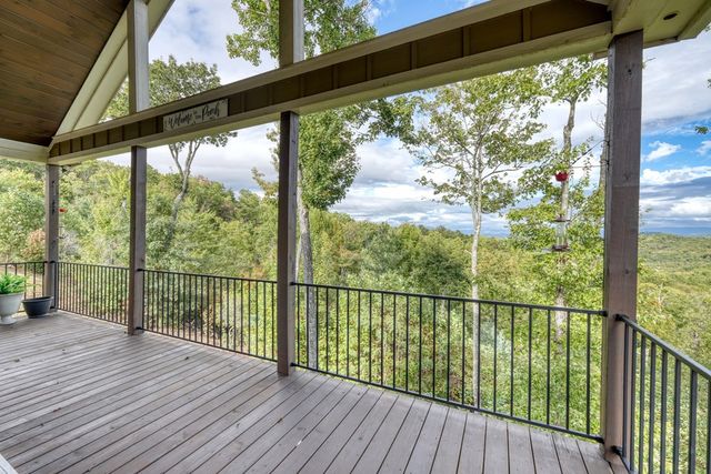 504 Ivy Log Heights Road, Young Harris, GA 30582