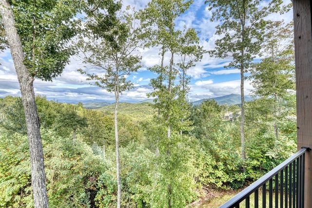 504 Ivy Log Heights Road, Young Harris, GA 30582