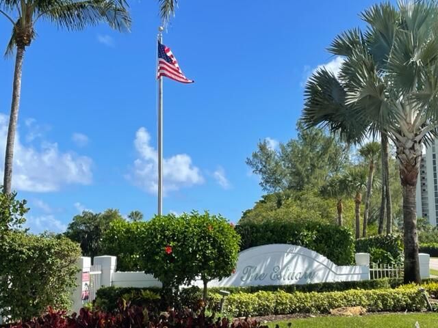 2502 N Fairway Dr Drive N, Jupiter, FL 33477
