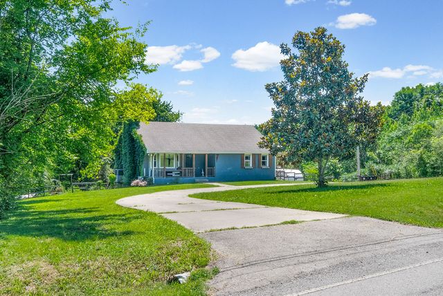 1635 Gratton Rd, Clarksville, TN 37043