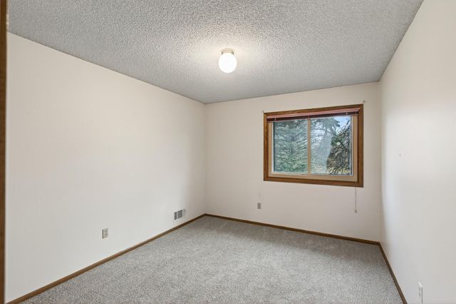 5357 Upper 147th Street W, Apple Valley, MN 55124