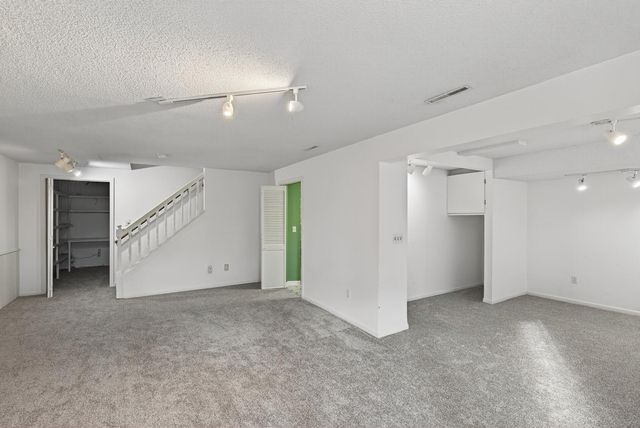 5357 Upper 147th Street W, Apple Valley, MN 55124