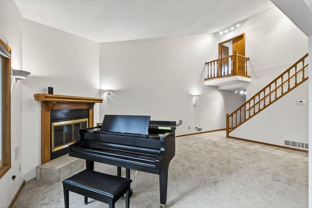 5357 Upper 147th Street W, Apple Valley, MN 55124