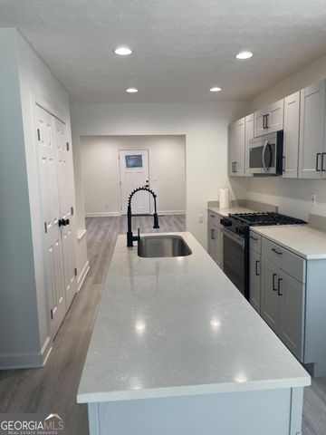 1700 North Avenue NW, Atlanta, GA 30318