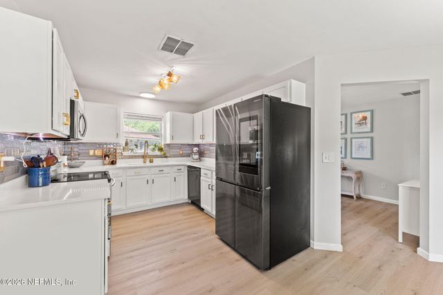 11041 STUTZ Court, Jacksonville, FL 32246