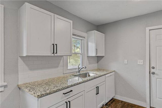 1310 S Maywood Avenue, Independence, MO 64052