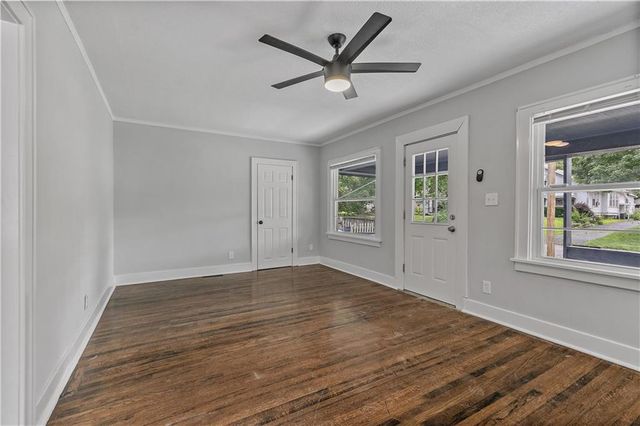 1310 S Maywood Avenue, Independence, MO 64052