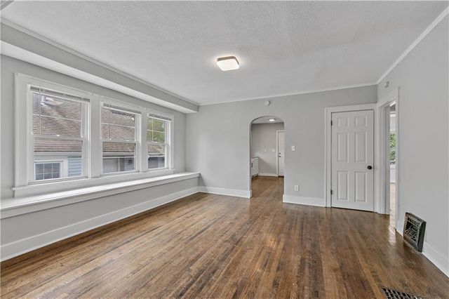 1310 S Maywood Avenue, Independence, MO 64052