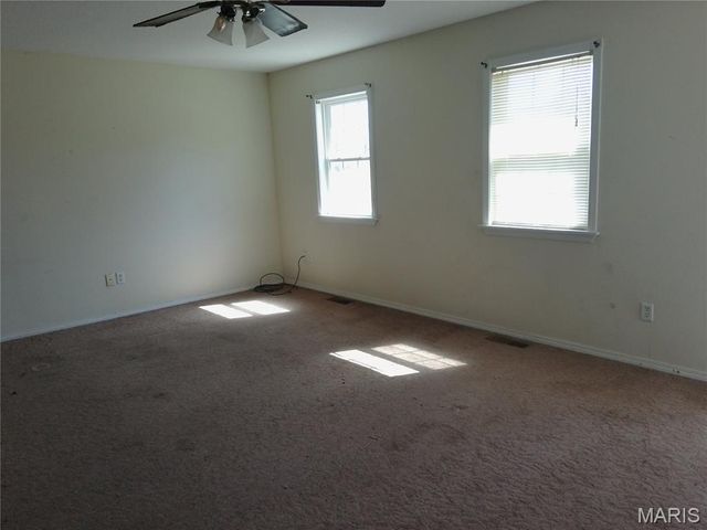 1603 E Stoddard Street, Dexter, MO 63841