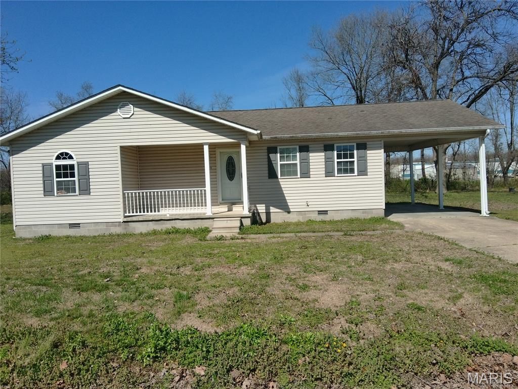 1603 E Stoddard Street, Dexter, MO 63841