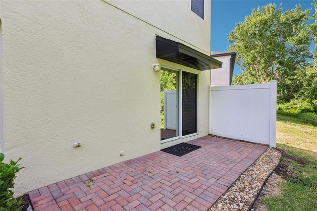 10404 PARK COMMONS DRIVE, Orlando, FL 32832