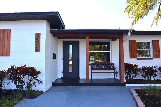 3530 25TH AVENUE N, St Petersburg, FL 33713
