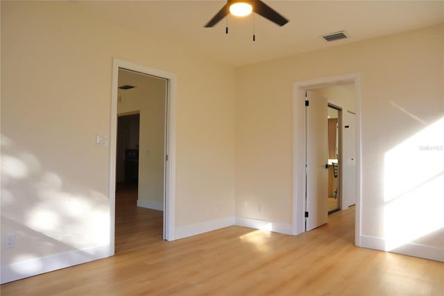 3530 25TH AVENUE N, St Petersburg, FL 33713