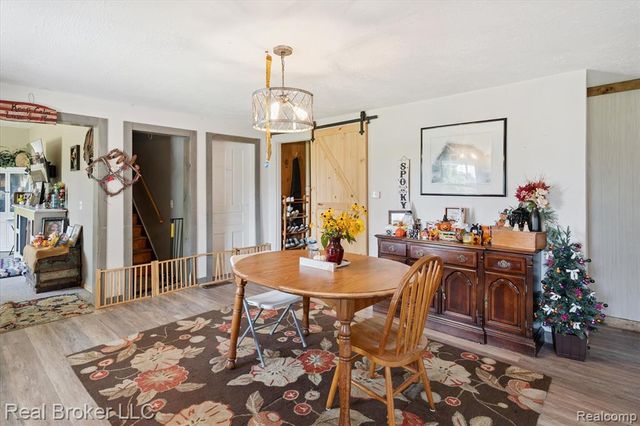 8100 Valley Highway, Vermontville, MI 49096