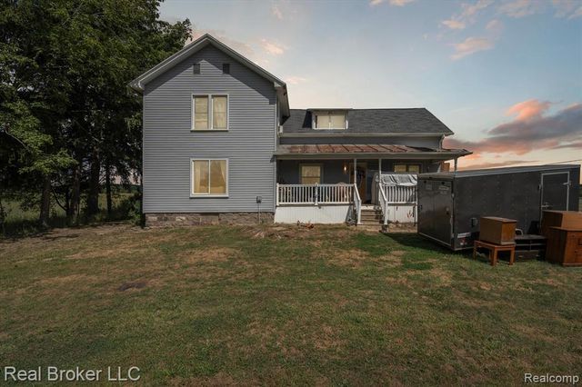 8100 Valley Highway, Vermontville, MI 49096