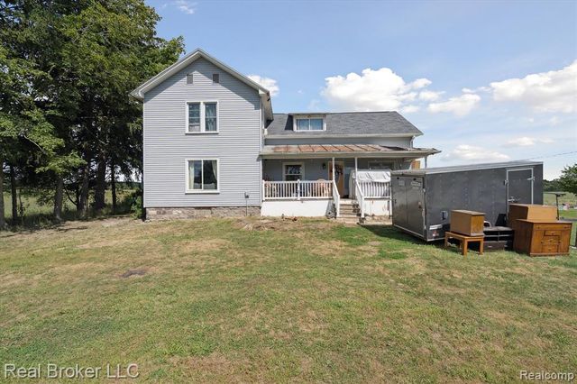 8100 Valley Highway, Vermontville, MI 49096