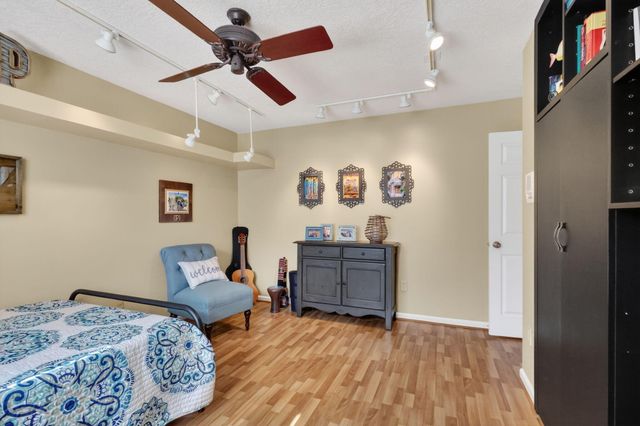 560 Juniper Place, Wellington, FL 33414