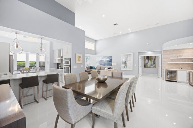 10256 Spyglass Way, Boca Raton, FL 33498