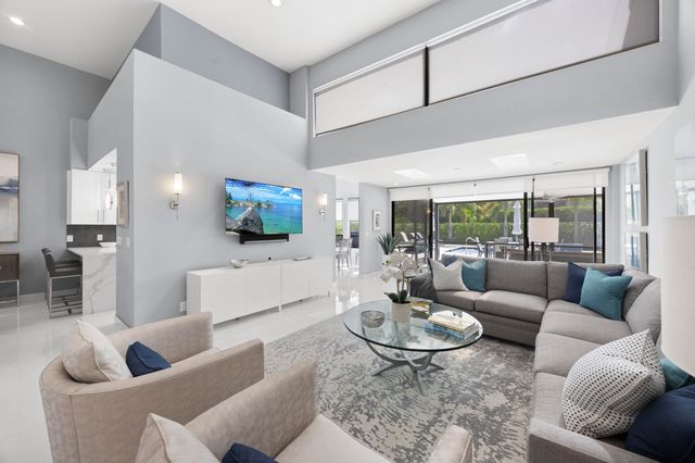 10256 Spyglass Way, Boca Raton, FL 33498