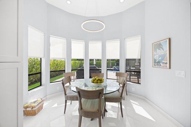 10256 Spyglass Way, Boca Raton, FL 33498