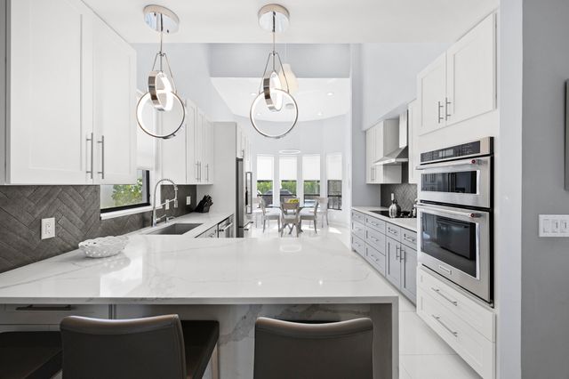 10256 Spyglass Way, Boca Raton, FL 33498