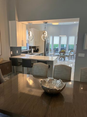 10256 Spyglass Way, Boca Raton, FL 33498