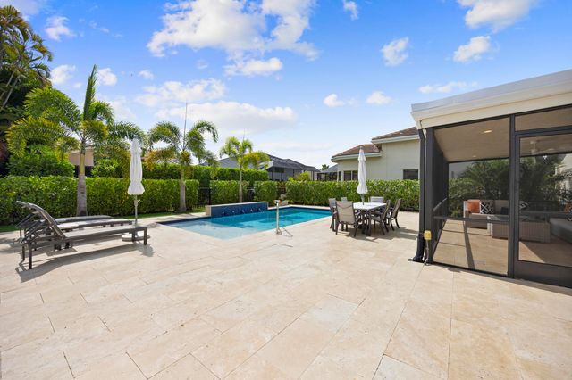 10256 Spyglass Way, Boca Raton, FL 33498
