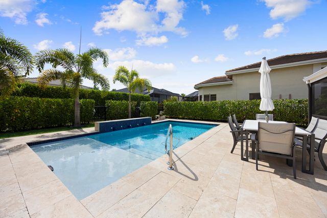 10256 Spyglass Way, Boca Raton, FL 33498