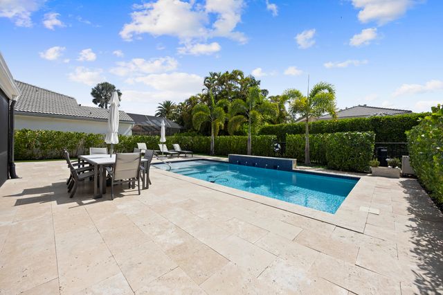 10256 Spyglass Way, Boca Raton, FL 33498