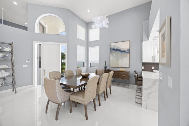 10256 Spyglass Way, Boca Raton, FL 33498