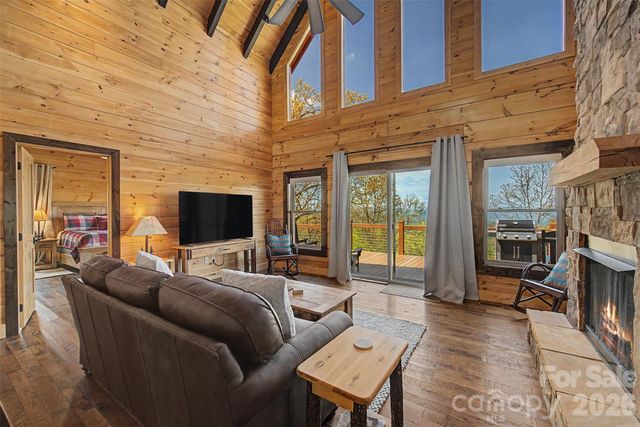 716 Equestrian Drive, Bryson City, NC 28713