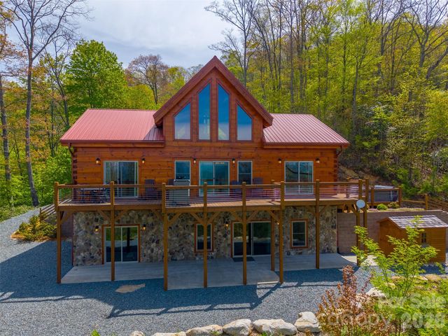 716 Equestrian Drive, Bryson City, NC 28713