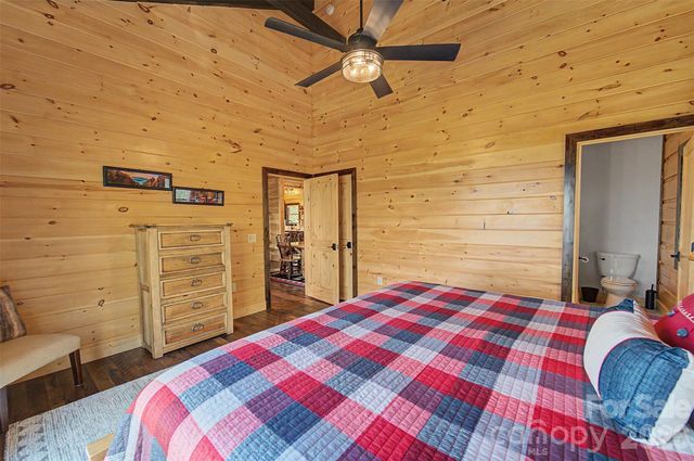 716 Equestrian Drive, Bryson City, NC 28713
