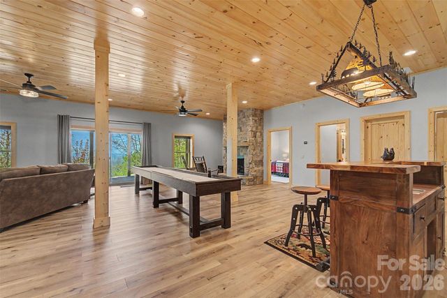 716 Equestrian Drive, Bryson City, NC 28713