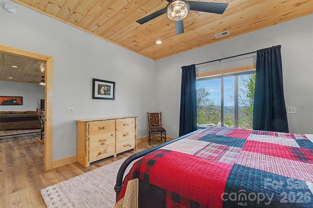 716 Equestrian Drive, Bryson City, NC 28713