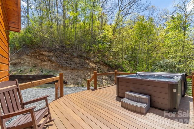 716 Equestrian Drive, Bryson City, NC 28713