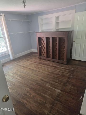 2873 Main Street, Surgoinsville, TN 37873