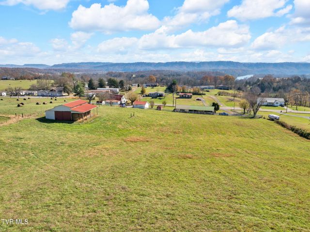 2873 Main Street, Surgoinsville, TN 37873